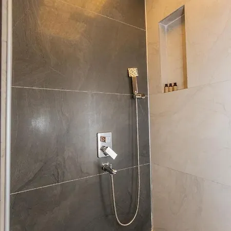 فندق Suna Village & 3*