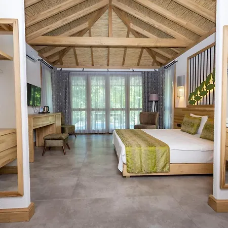 Suna Village & Hotel