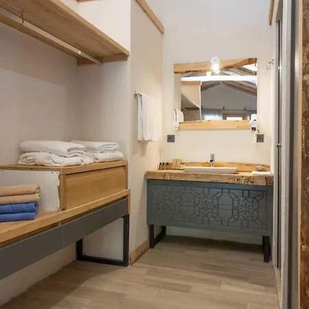 Suna Village & Hotel 3*