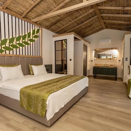 Suna Village & Hotell