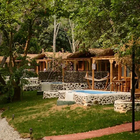 Suna Village & Hotel