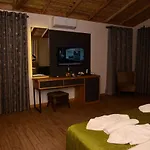 Suna Village & 3*