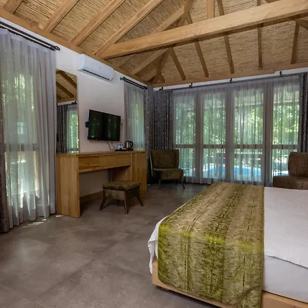 Szálloda Suna Village & 3*
