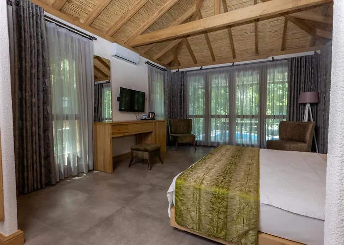 מלון Suna Village & 3*