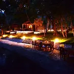 Hotel Suna Village &