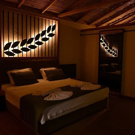 Suna Village & 3*