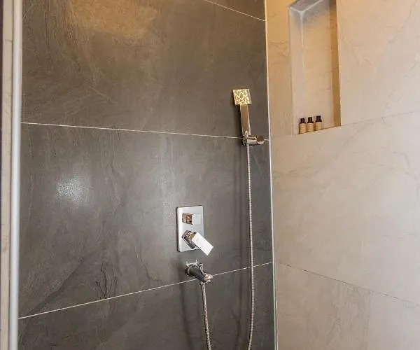Hotel Suna Village & 3*