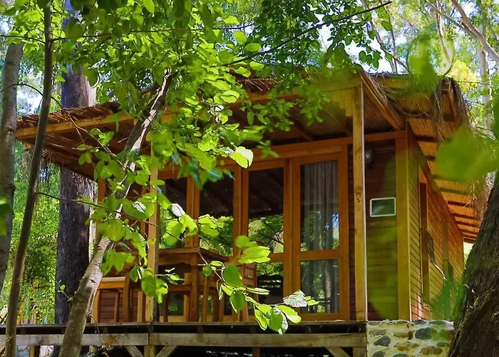 Suna Village & 3*