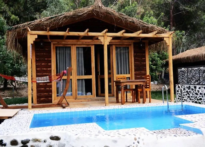 Suna Village & Hotel