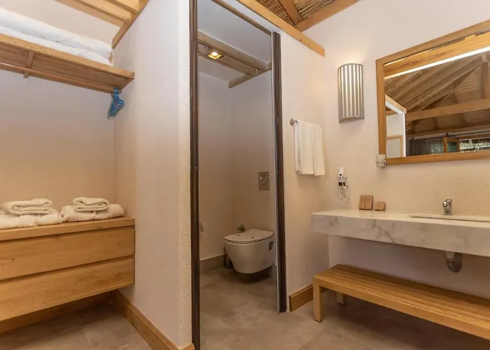Suna Village & 3*